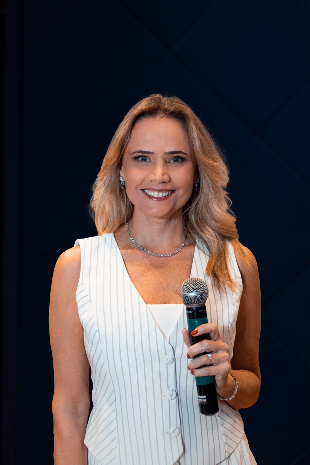 Angela Domit